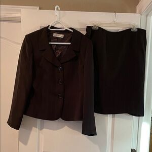 Elegant Black Women's Blazer